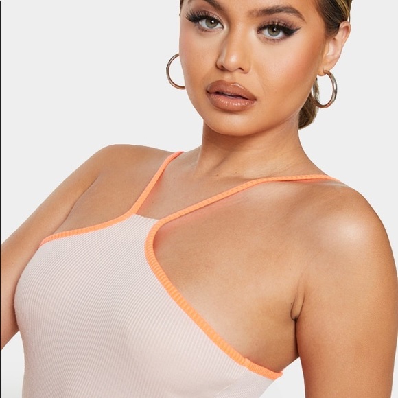 PrettyLittleThing bodycon dress - Picture 3 of 5